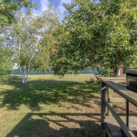 Family Home W/ 2 King, 2 Queen Beds + Game Room Bemidji Esterno foto