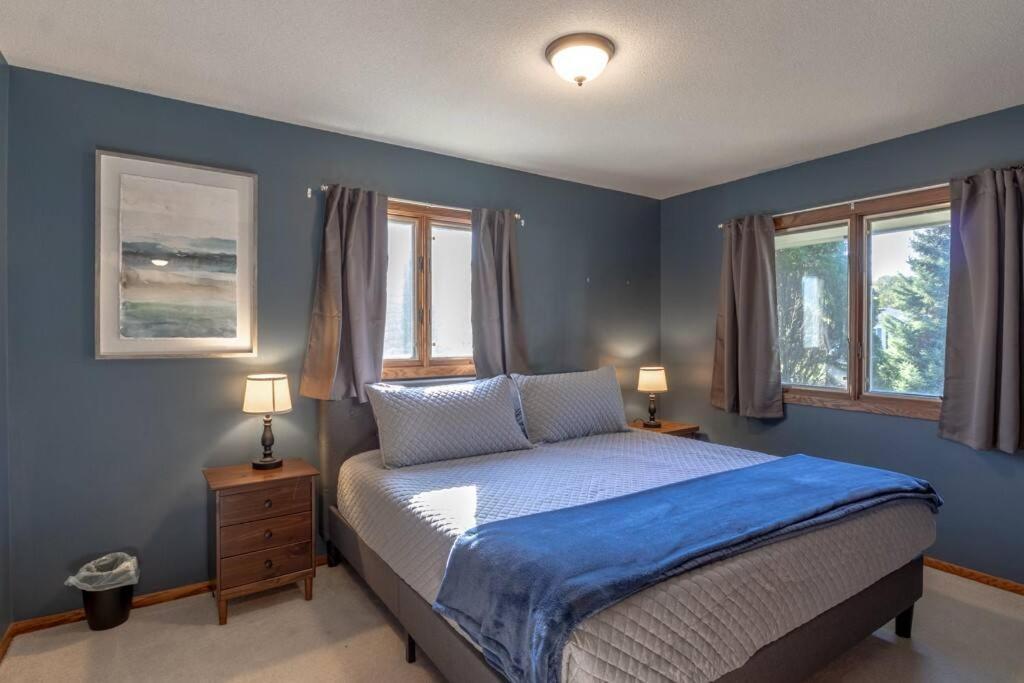 Family Home W/ 2 King, 2 Queen Beds + Game Room Bemidji Esterno foto
